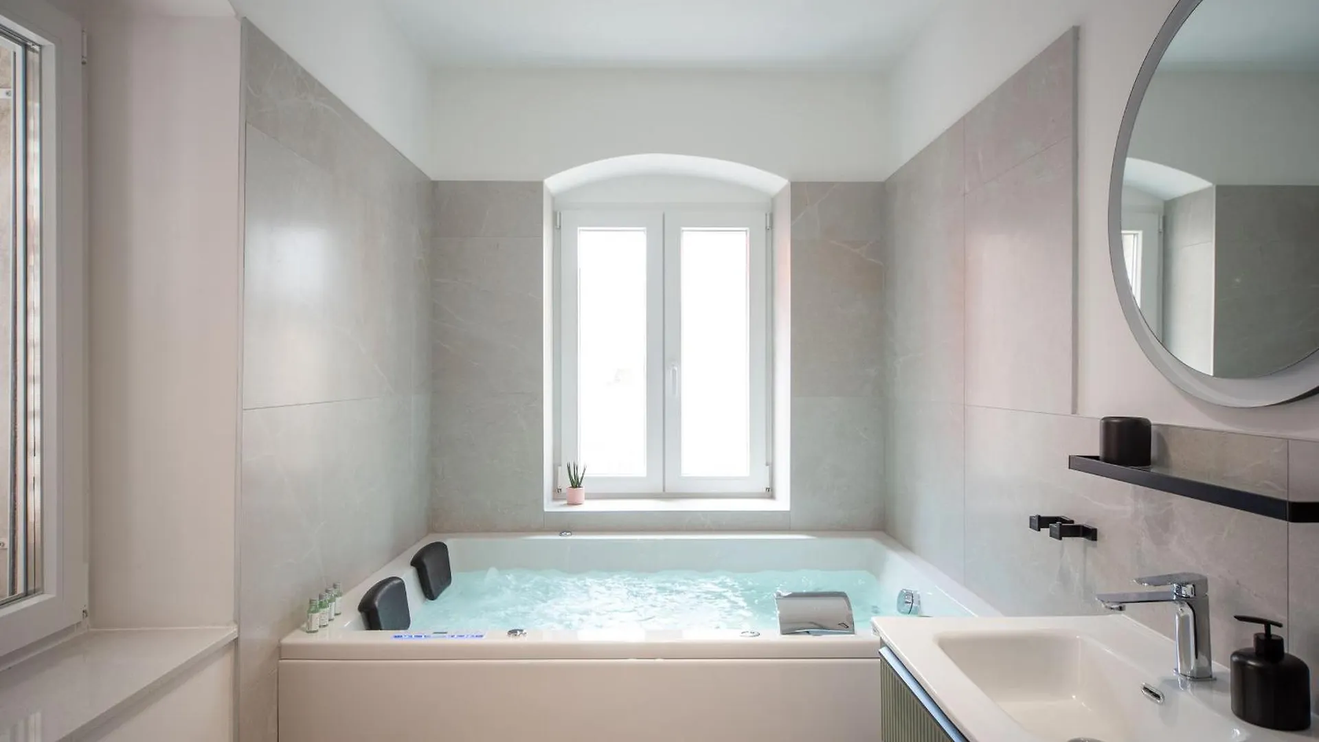 بيت ضيافة Lu Heritage & Spa Palace سبليت