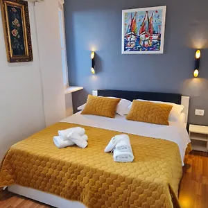 3* Guest house Inchy - In The Center Of Diocletian's Palace